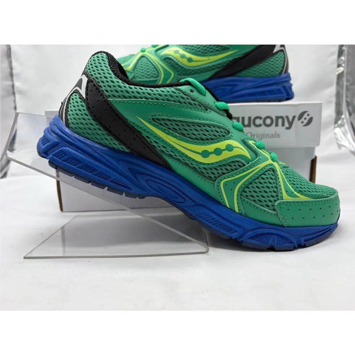 Saucony shoes - Ride Millennium - Ride Millennium - Green 0