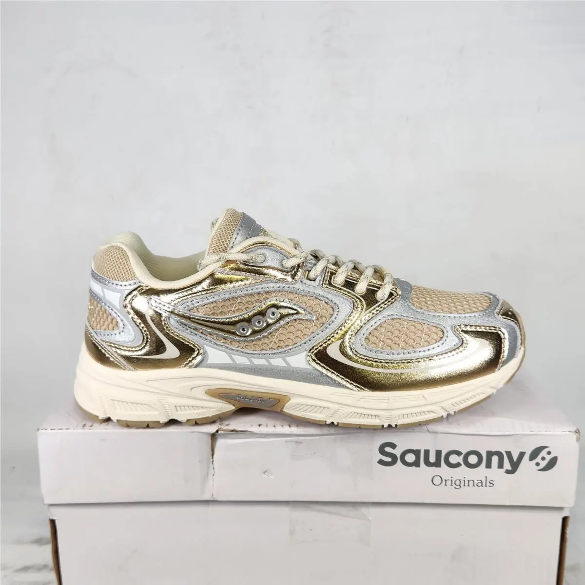 6 Big Kids - Saucony Jazz 9 Kdz - Gold / Silver Metallic Shine