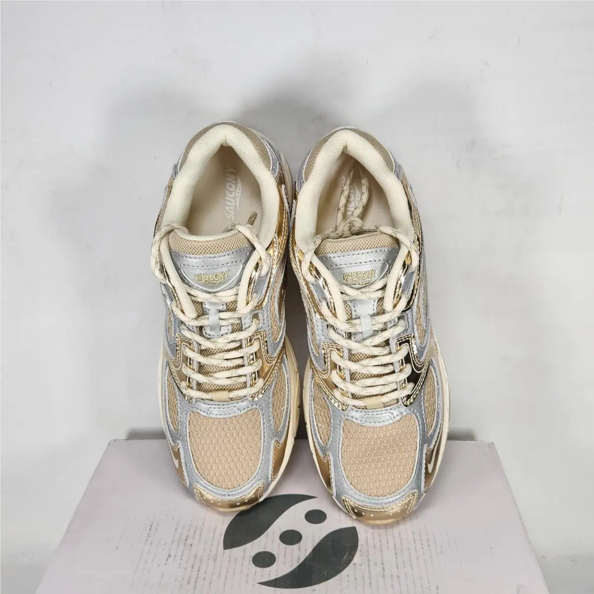 Saucony shoes - Gold 2