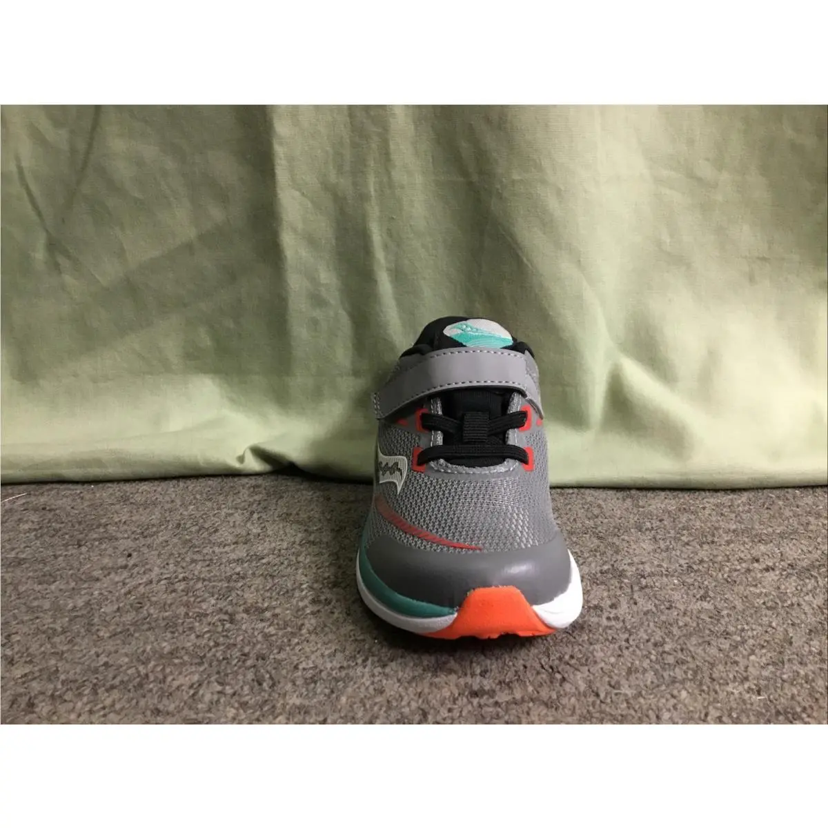 Saucony shoes - Gray 1