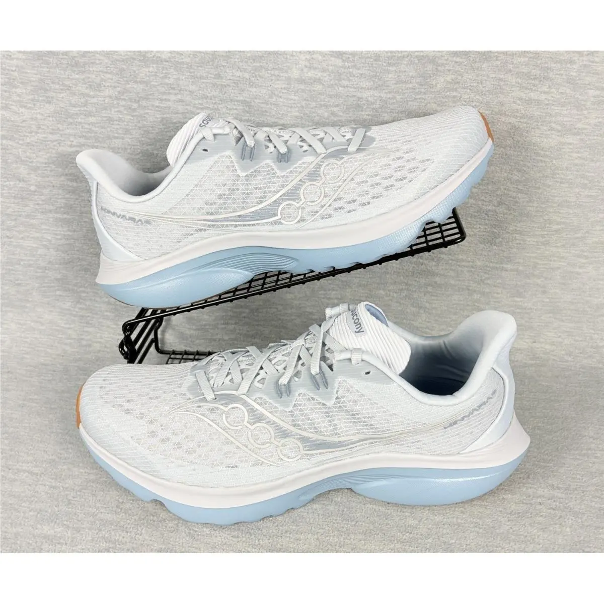 Saucony Kinvara 16 Running Sneakers Mens 12.5 Blue Cloud Storm Comfort