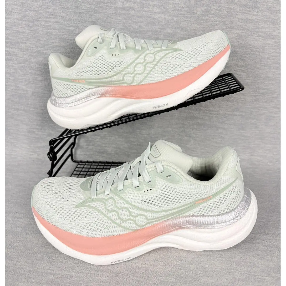 Saucony Ride 19 Running Sneakers Womens 6.5 Green Pink Mist Cameo Comfort Walk