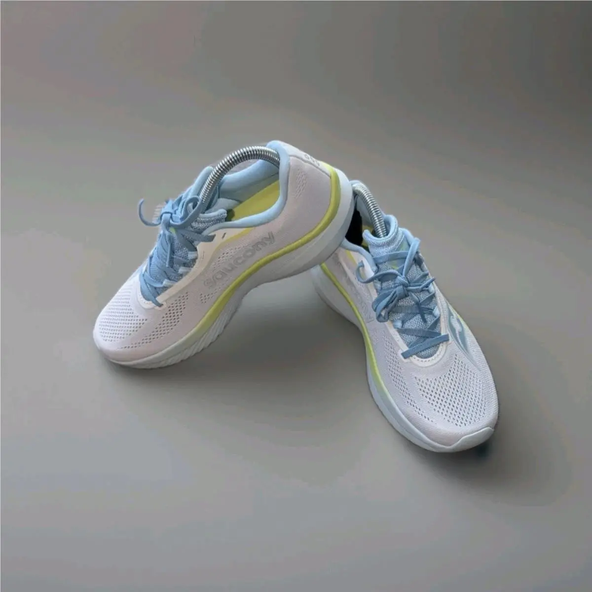 Saucony shoes - Saucony Kinvara 15 - Kinvara - S10967-230 - White 0