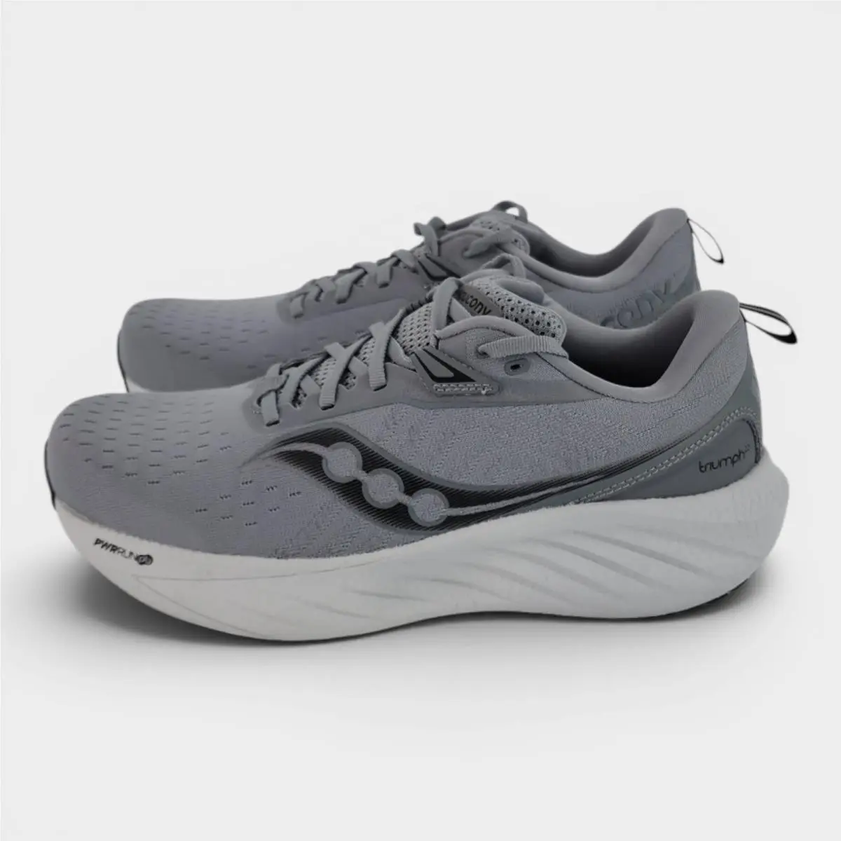 Saucony shoes - As in Pic 0