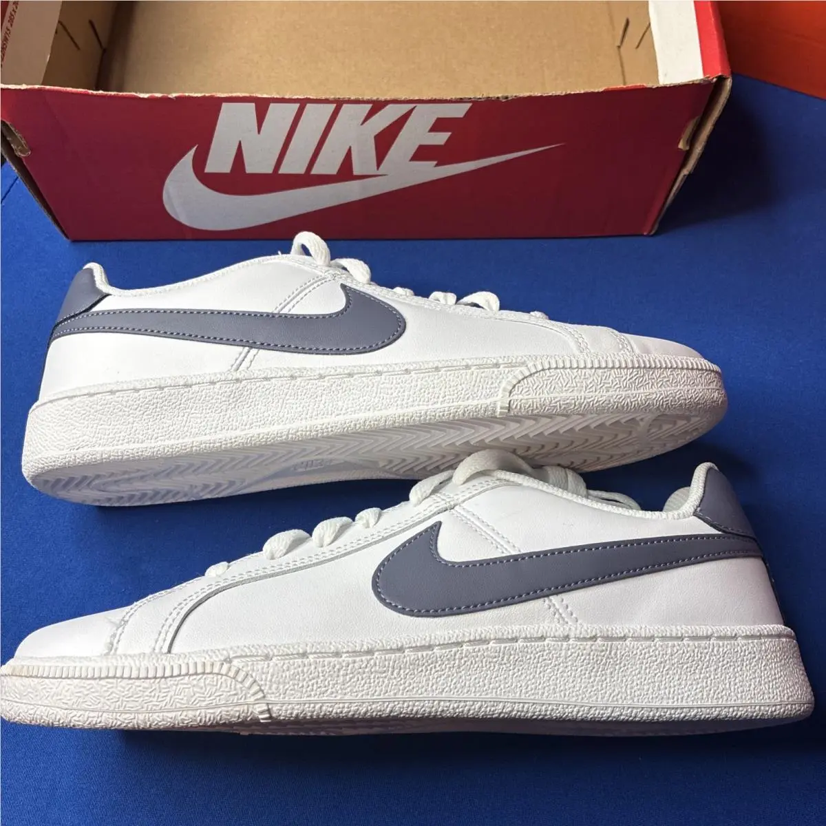 Court Royale 794747-105 White Light Carbon Men Shoes Size 7 Men’s by Nike