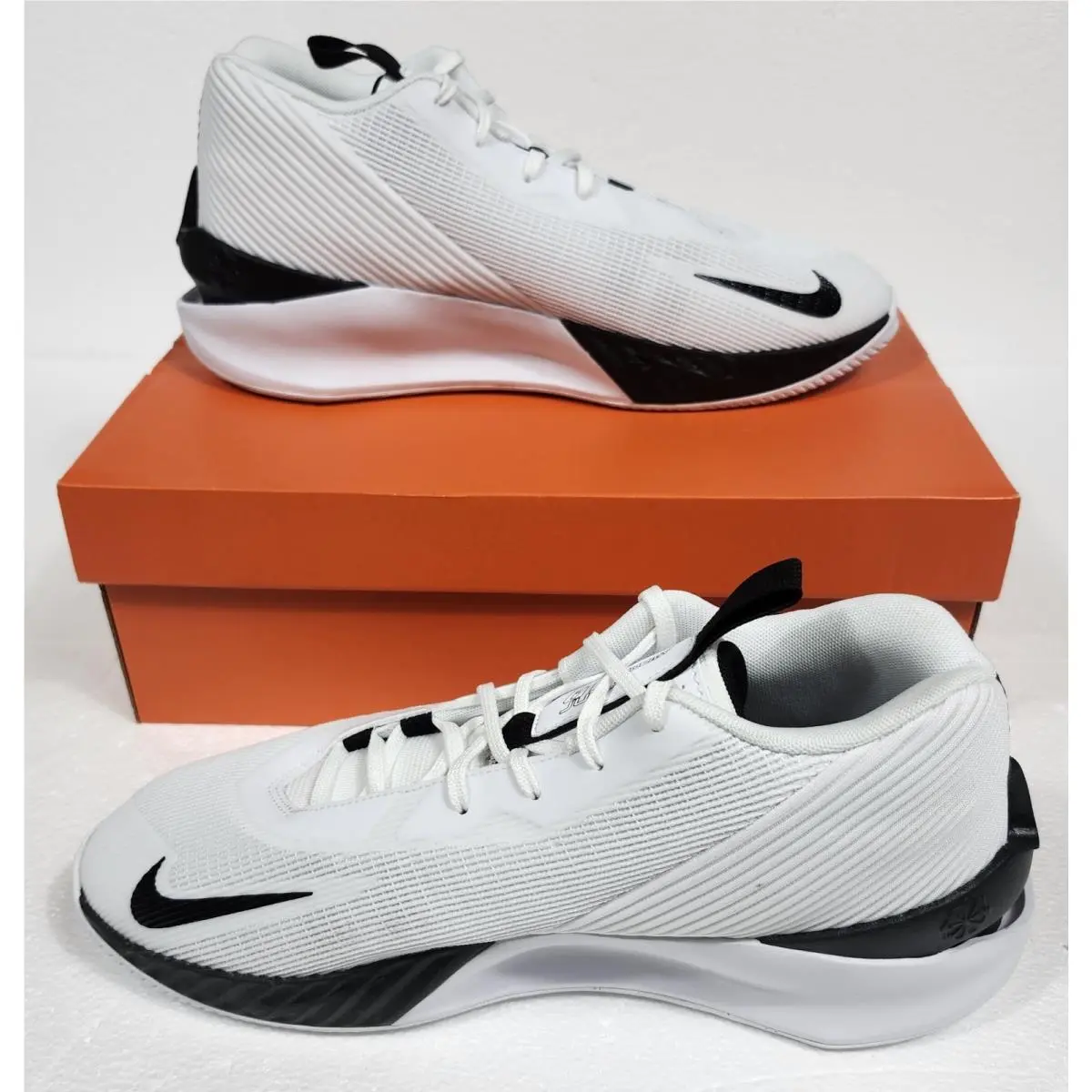 Nike shoes - Nike GT Jump Academy - Jump Academy - FV5524 - White 0