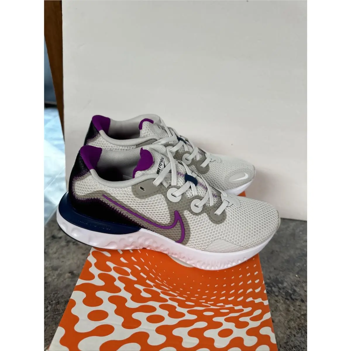Nike shoes - Nike Renew Run - Renew Run - Ck6360-002 - Platinum Tint / Vivid Purple (UPC: 0193656312174) 3