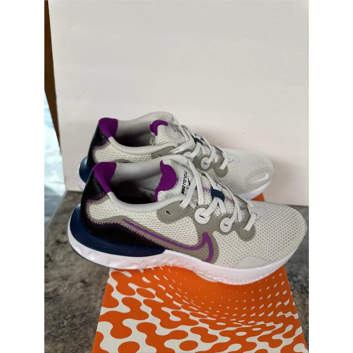 Nike shoes - Nike Renew Run - Renew Run - Ck6360-002 - Platinum Tint / Vivid Purple (UPC: 0193656312174) 4