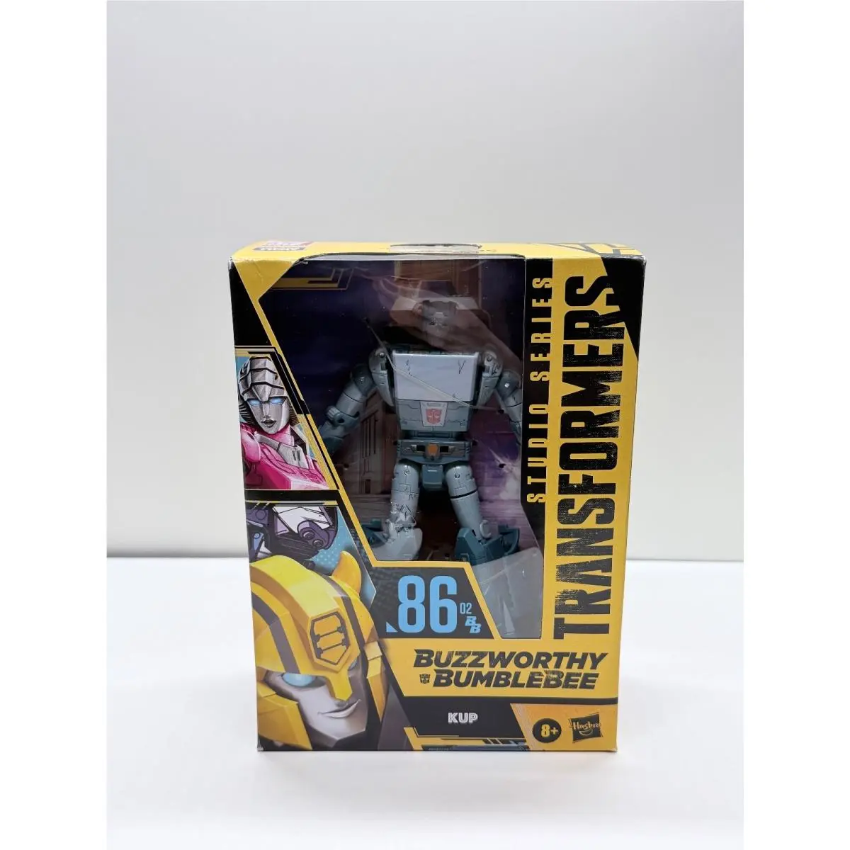 Transformers Buzzworthy Bumblebee Kup Studio Series 86-02