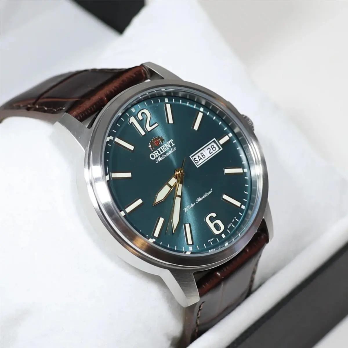 Orient Men`s Automatic Green Dial Brown Leather Strap Watch RA-AA0C06E39B