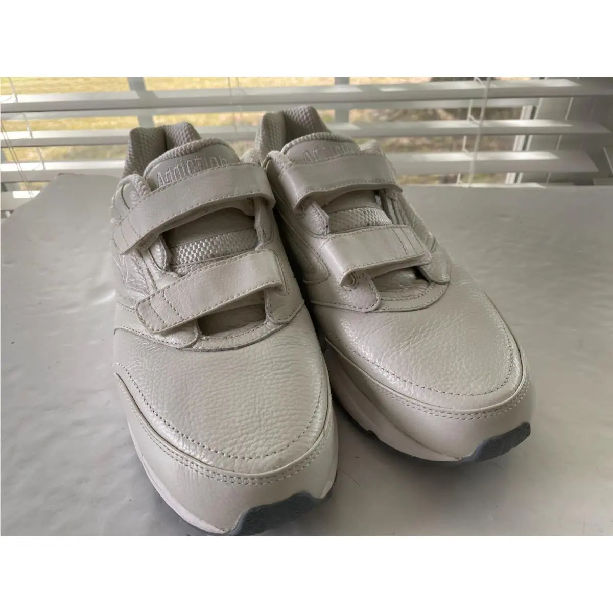 Brooks shoes - White 0