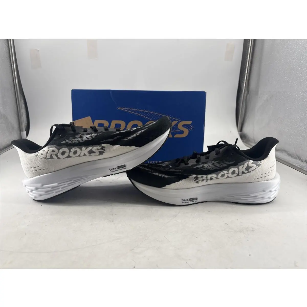 Brooks shoes - Brooks Launch 11 - Launch - 110450-1D-087 - Black (UPC: 195394587203) 0