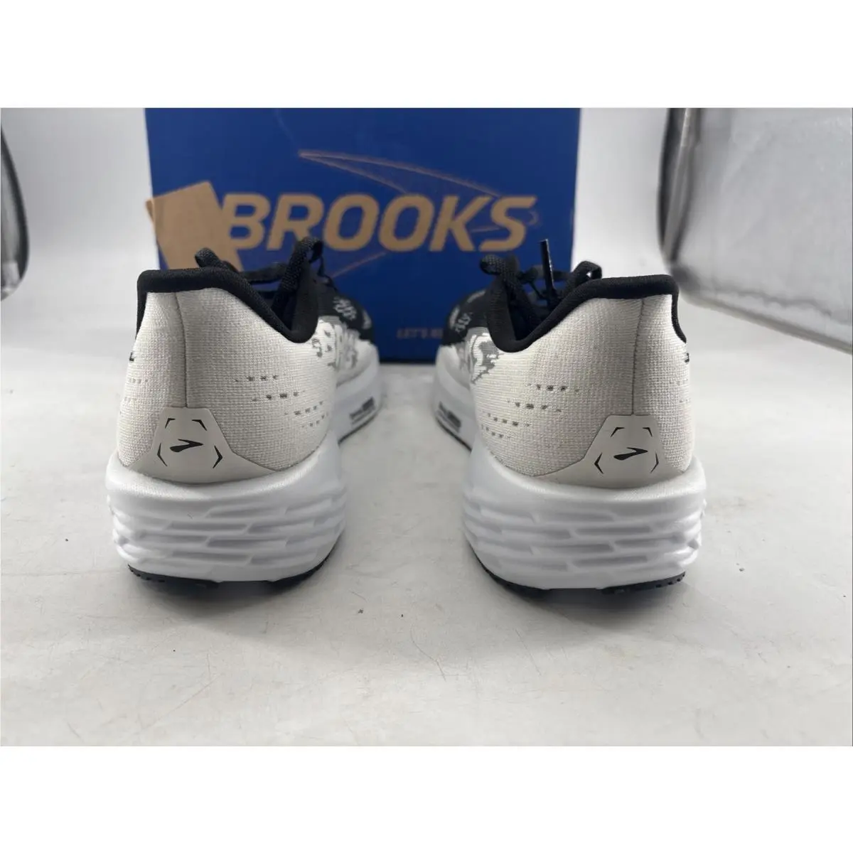 Brooks shoes - Brooks Launch 11 - Launch - 110450-1D-087 - Black (UPC: 195394587203) 1
