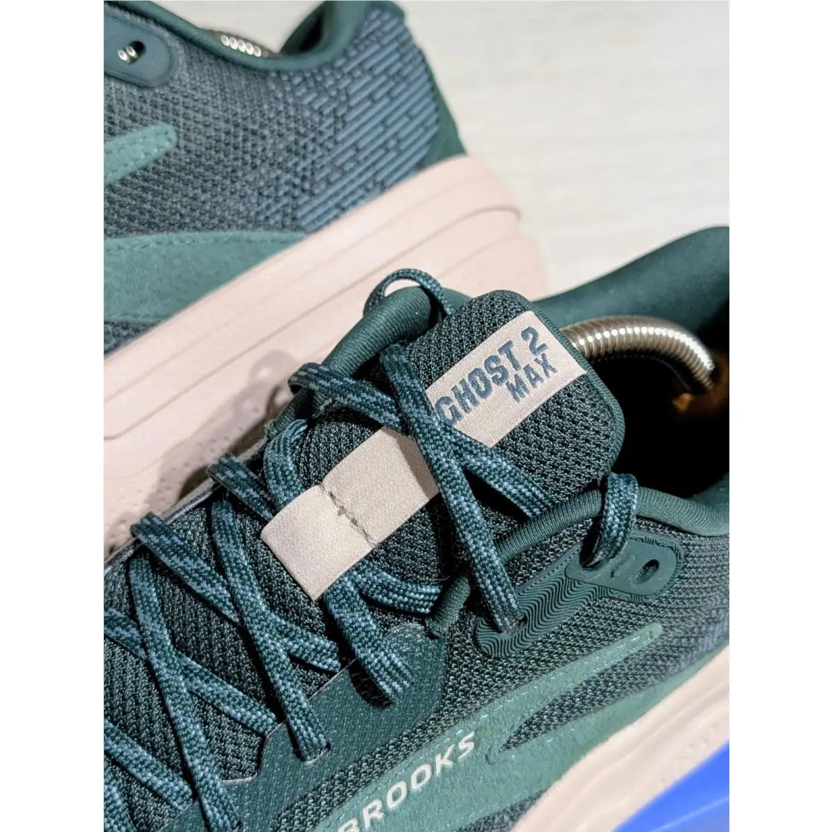 Brooks shoes - Brooks Ghost Max 2 - Ghost Max - 1104311D324 - Green 1