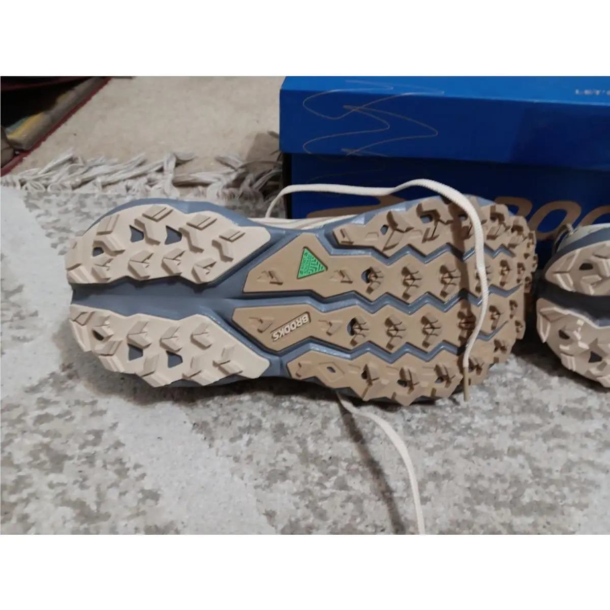 Brooks shoes - Brooks Cascadia 19 - Cascadia - 1204461b277 - Beige 13