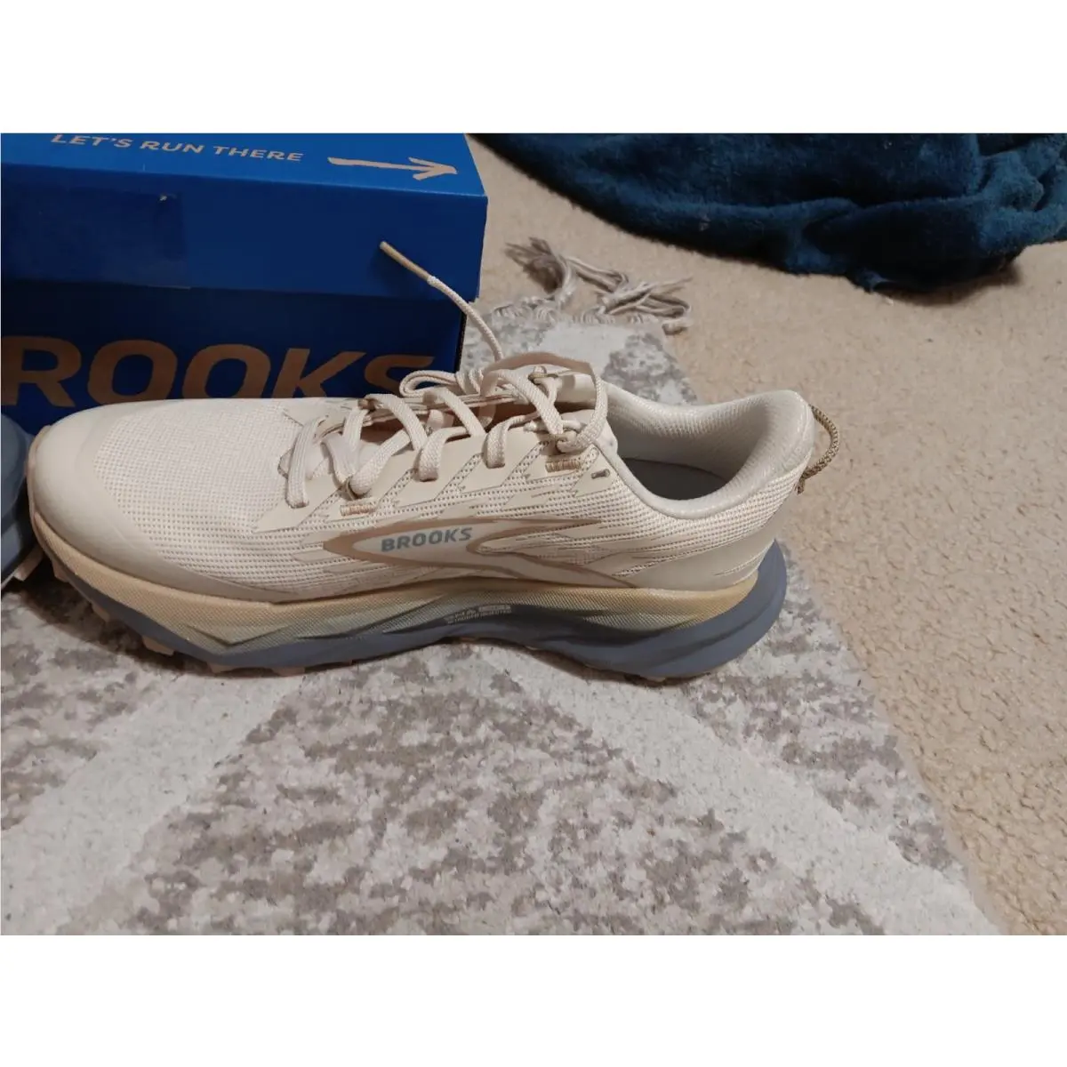 Brooks shoes - Brooks Cascadia 19 - Cascadia - 1204461b277 - Beige 3