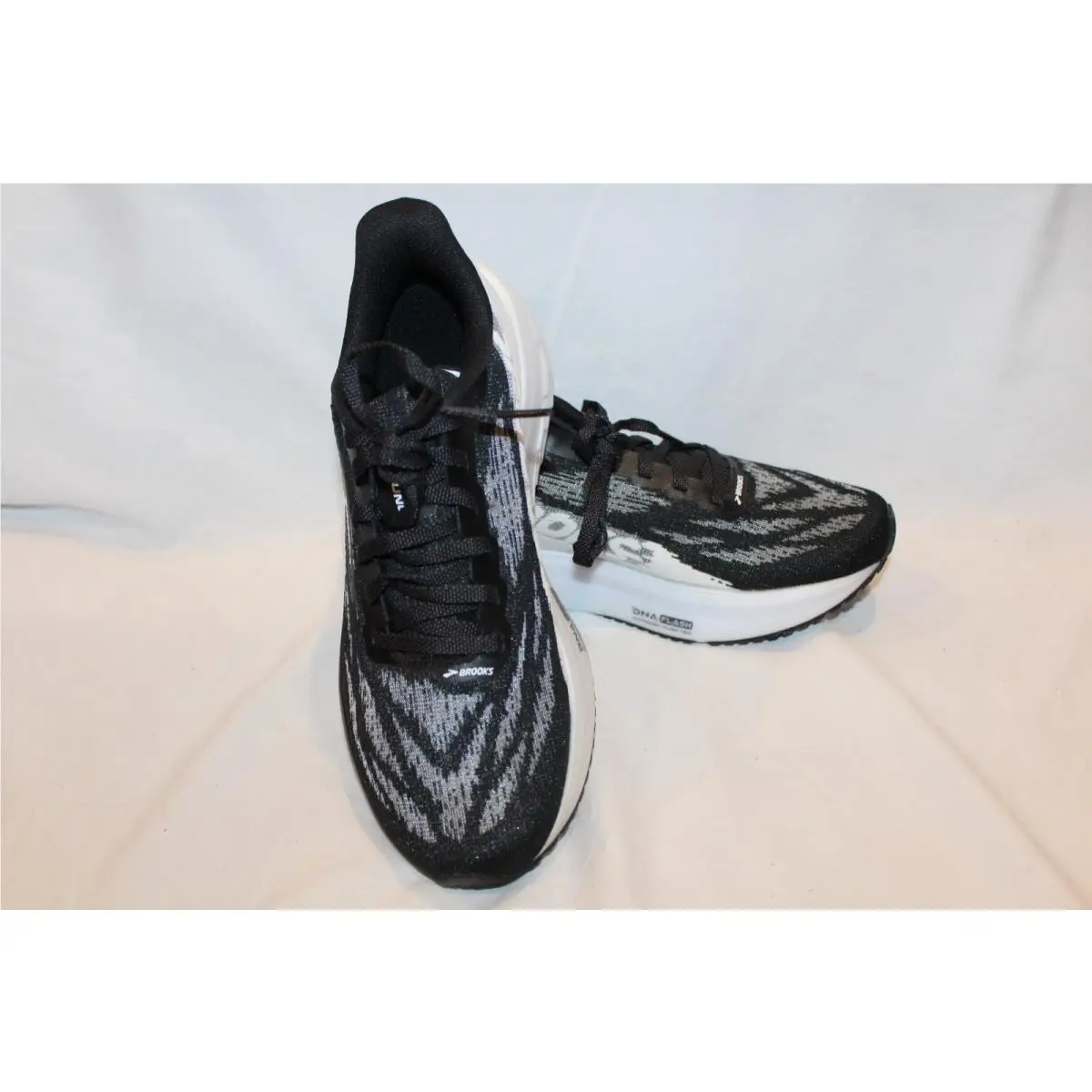 Brooks shoes - Black 5