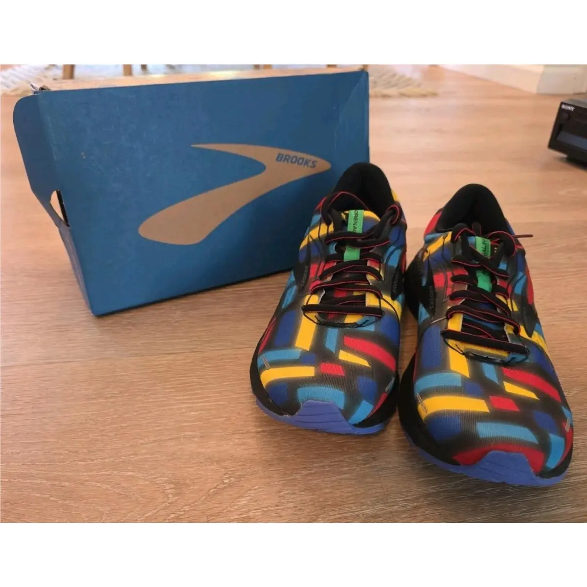 Brooks Adrenaline Gts 21 Shoes Womens Size 9.5 Multicolor Sneakers 1203291B016