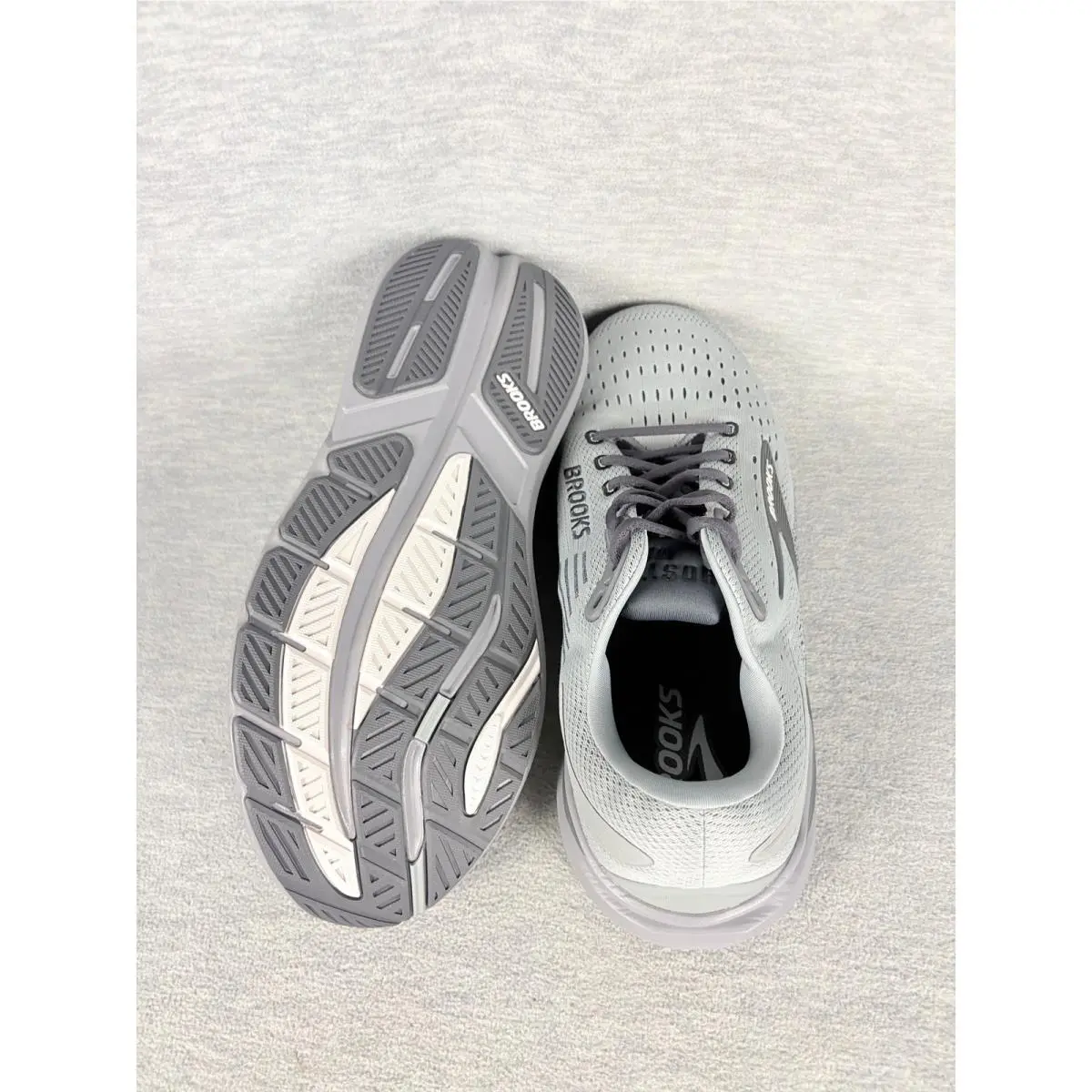 Brooks shoes - Brooks Ghost Max 3 - Ghost Max - Gray 4