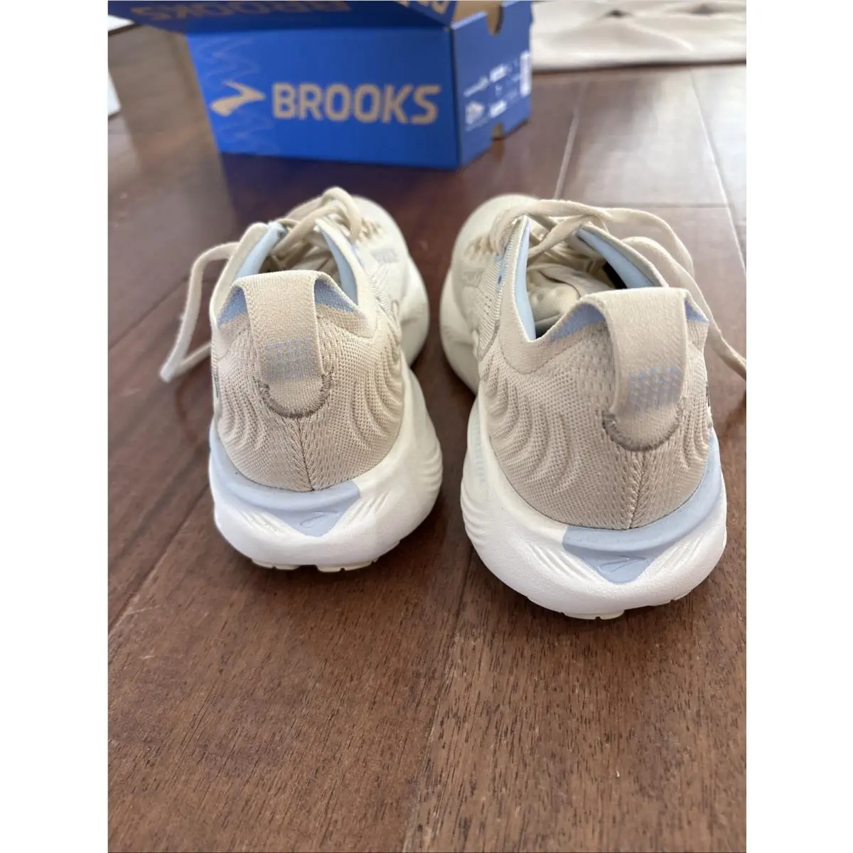 Brooks shoes - Brooks Adrenaline GTS 25 - Adrenaline GTS - Beige 6
