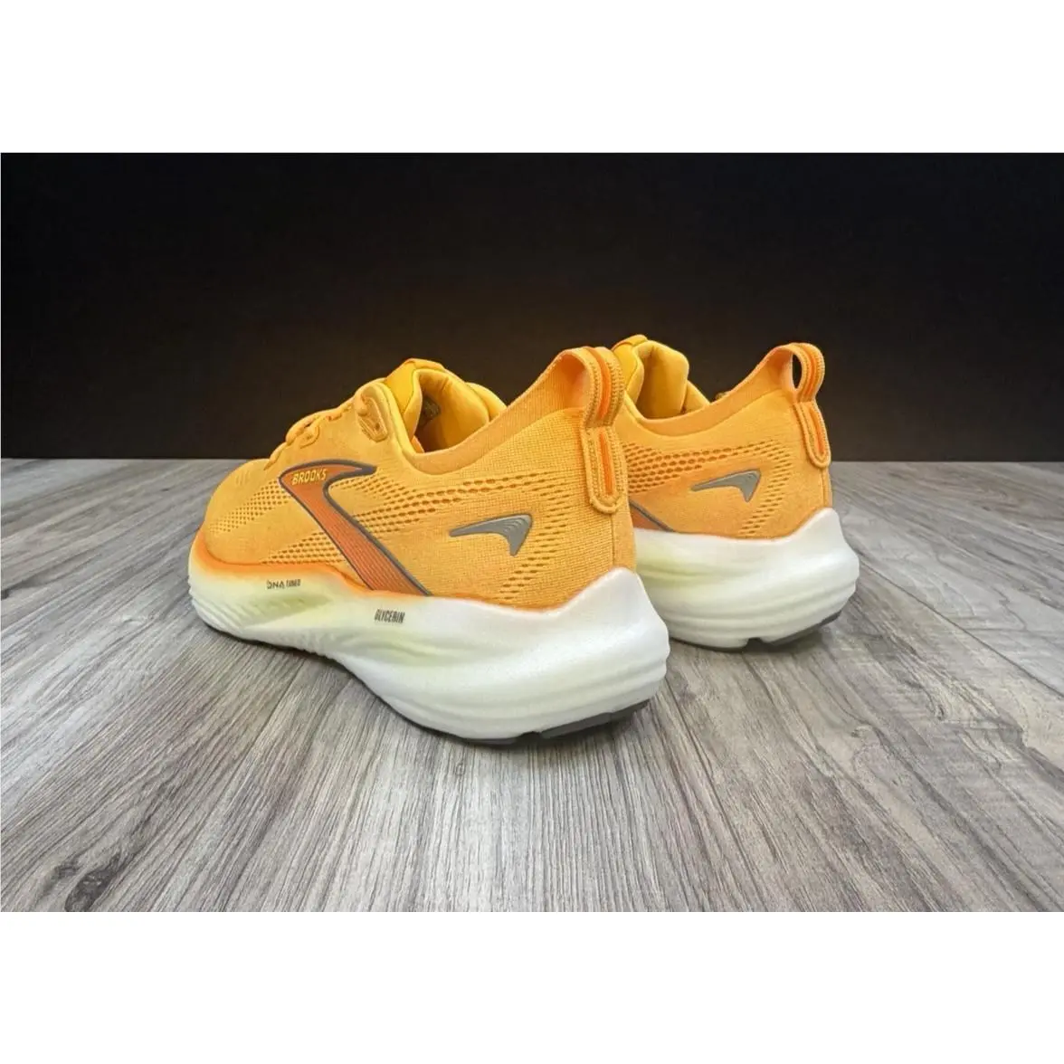 Brooks shoes - Brooks Glycerin 22 - Glycerin - Orange 1