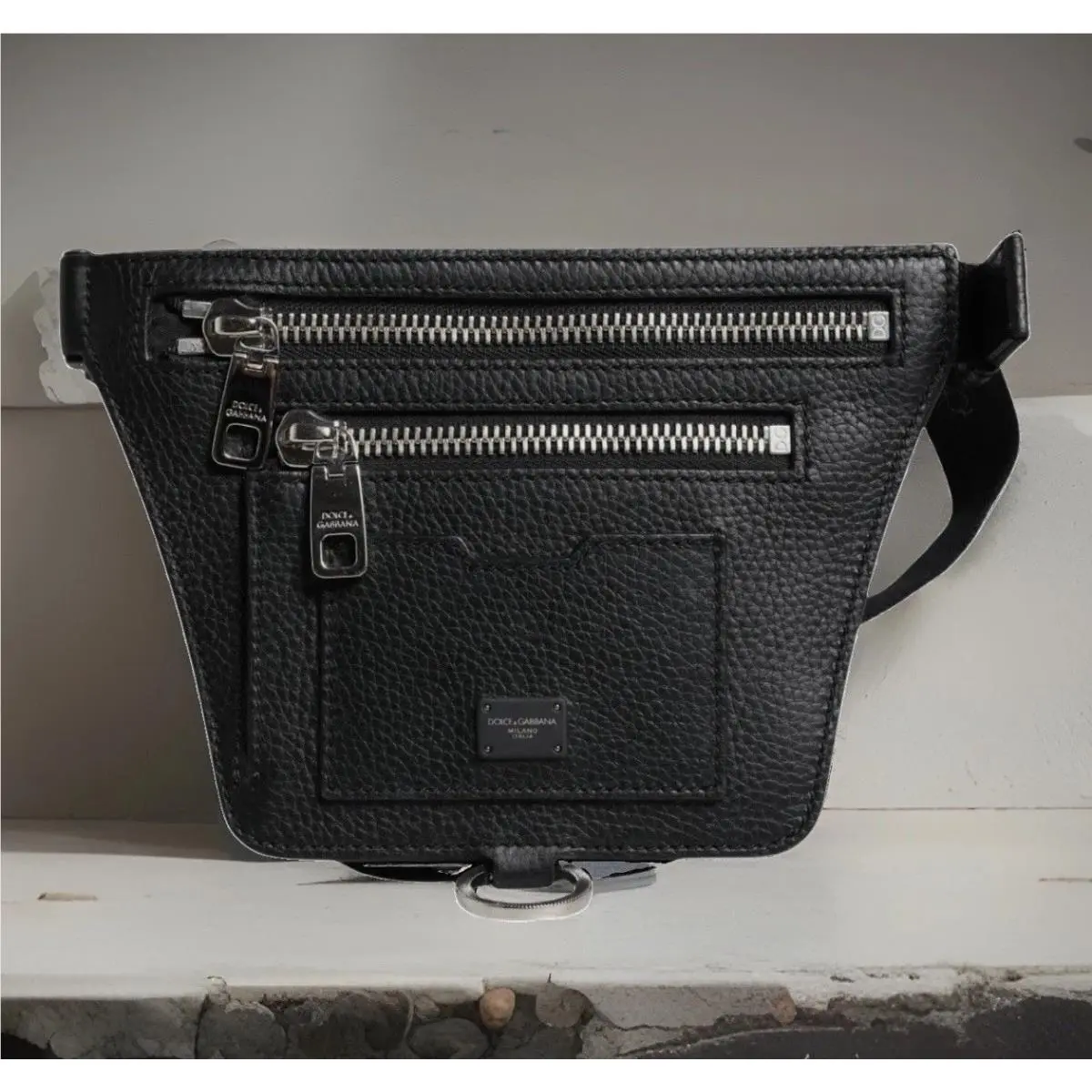 Dolce Gabbana Black Calfskin Logo Plaque Belt Waist Fanny Pack/bag