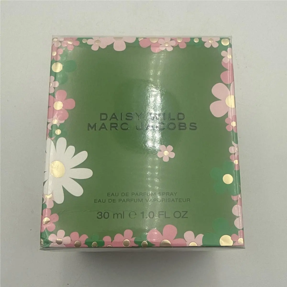 Daisy Wild by Marc Jacobs Box For Women 1 Oz Eau De Parfum Spray