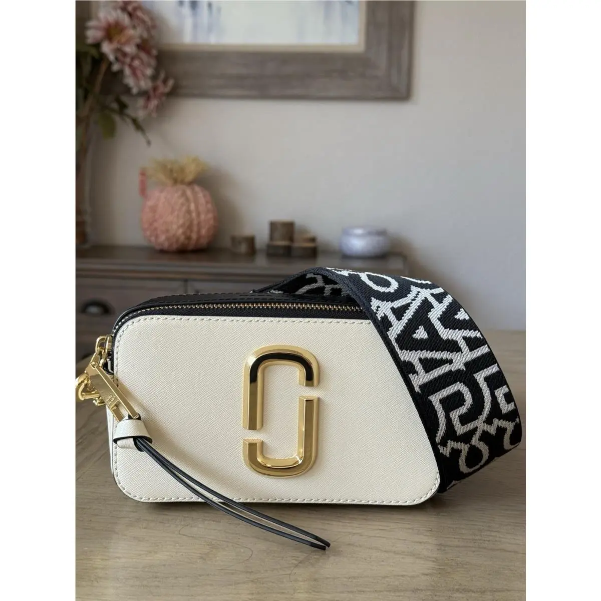 Marc Jacobs Womens The Snapshot Crossbody Bag Cloud White Multi
