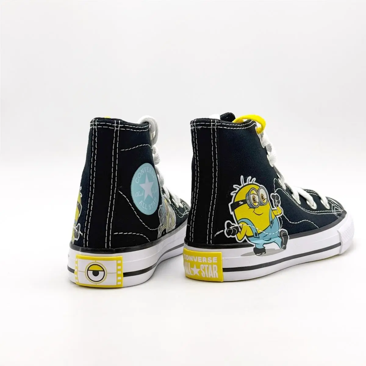 Converse shoes - Black 2