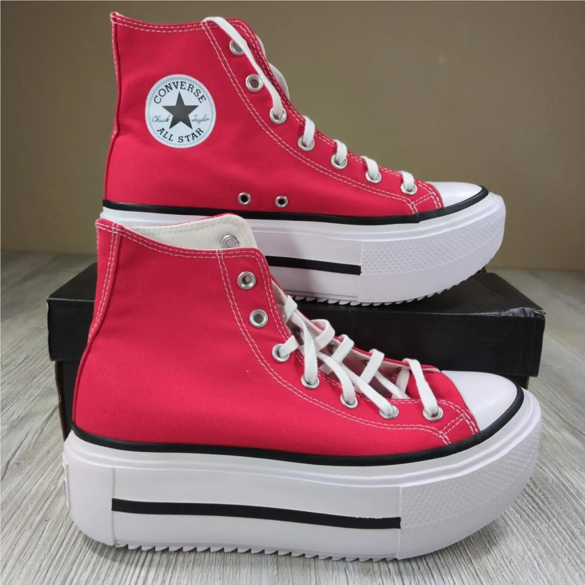 Converse Chuck Taylor All Star Lift Double Stack Red Womens Size 9 A15542C - Red