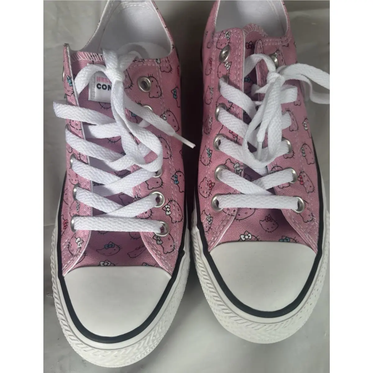 Converse Chuck Taylor Hello Kitty Ctas Pink Size 6 / 8 164629F Sneakers Shoes