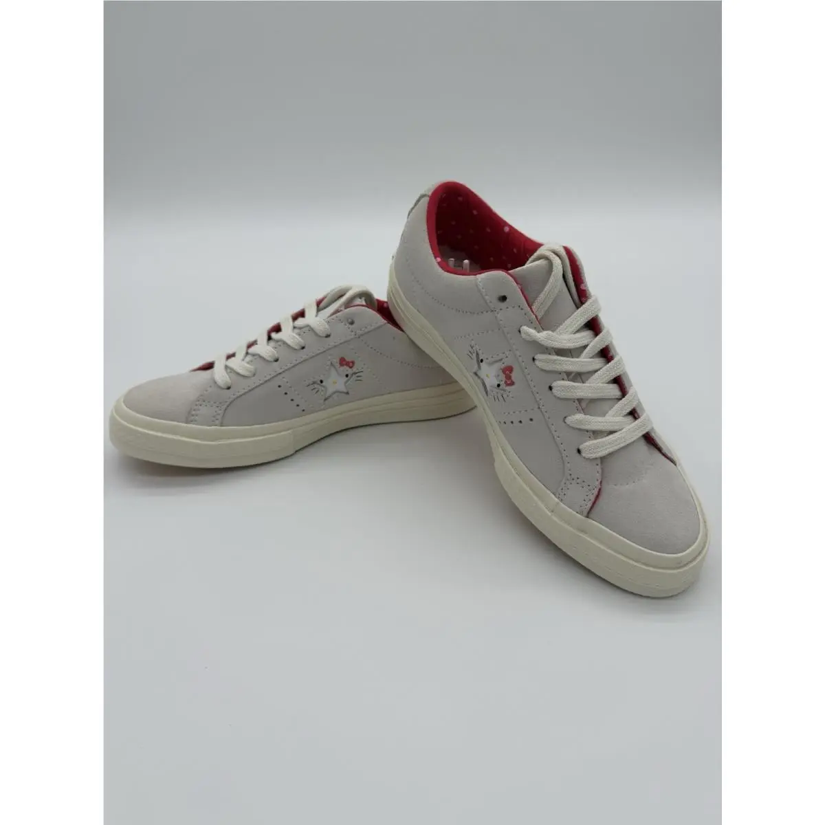 Blokecore Converse Hello Kitty x One Star Suede Top Low White-size 6.5-Rare C