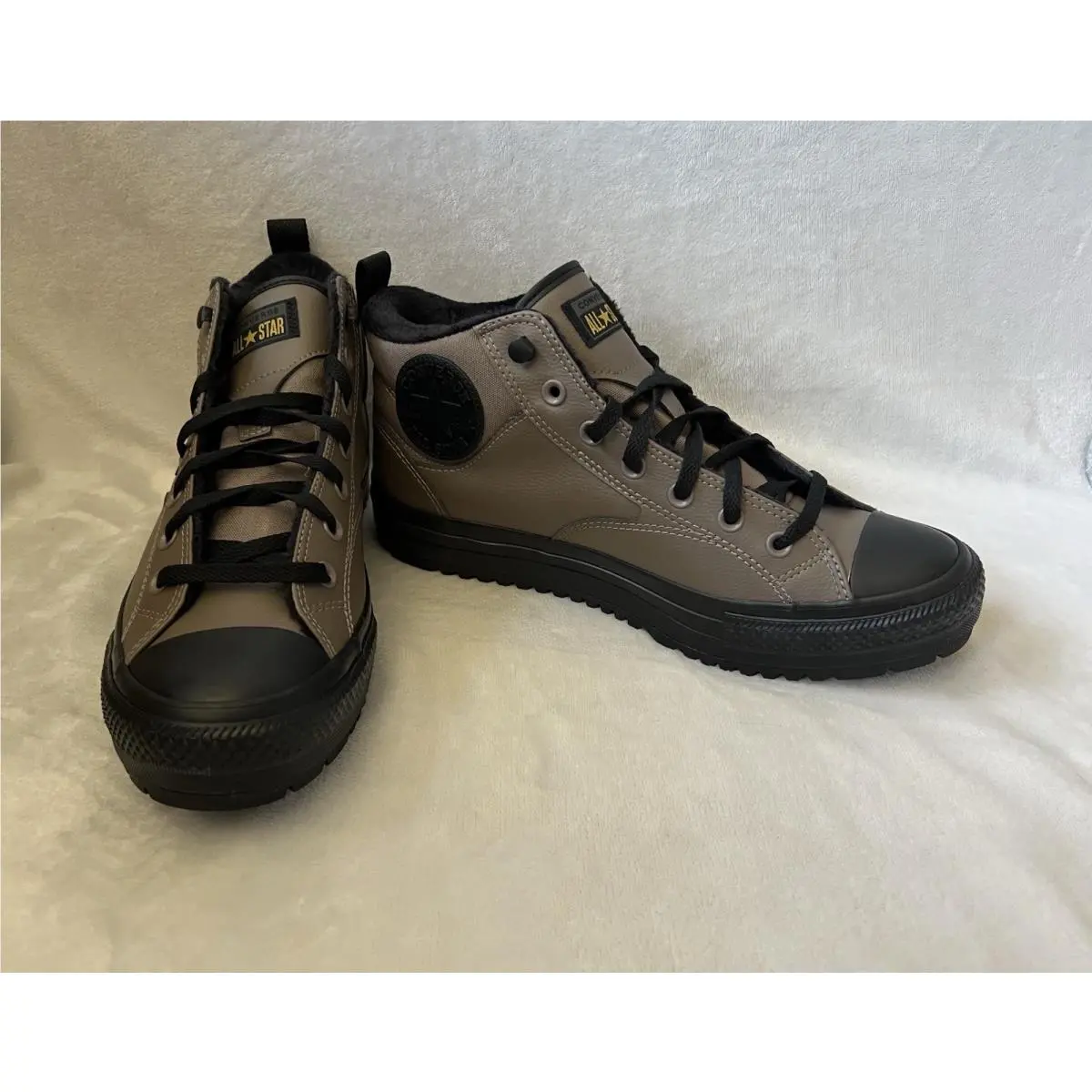 Converse shoes - Brown (UPC: 194435777535) 0