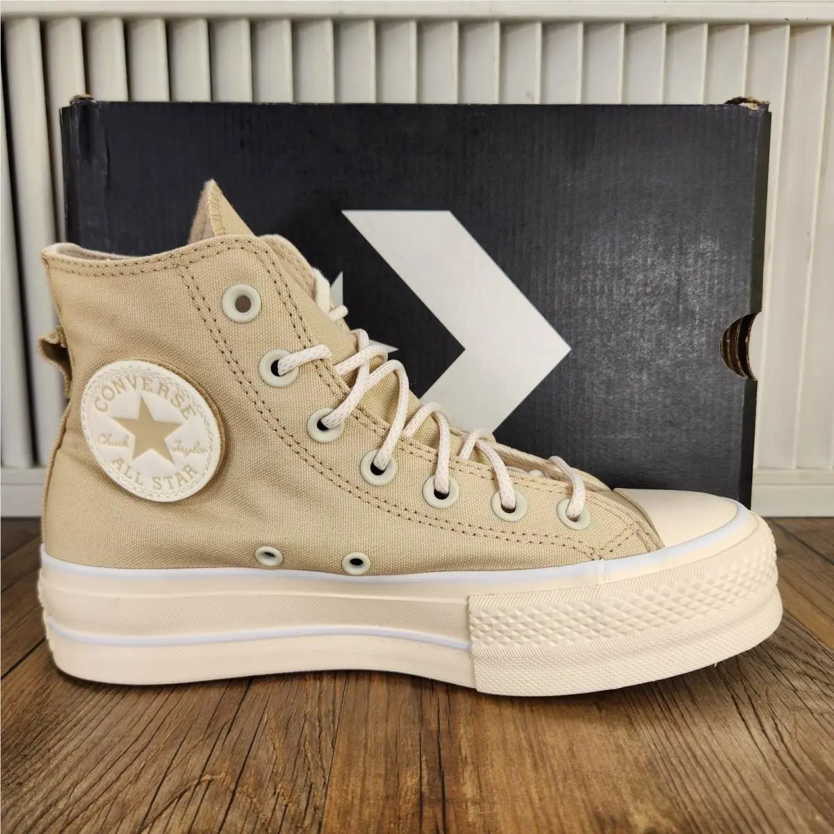 Converse Ctas Lift Hi Platform Sneakers Womens Size 6.5 Oat Milk Shoes A06092C
