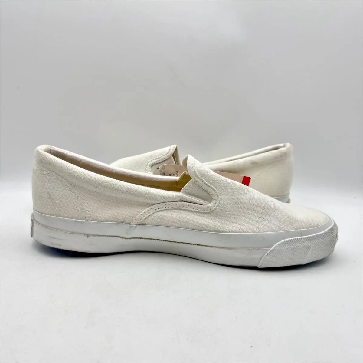Converse shoes - White 1