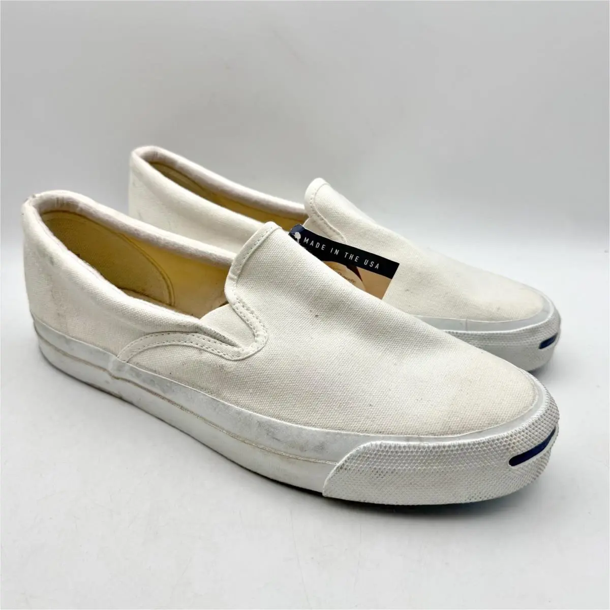 Converse shoes - White 2