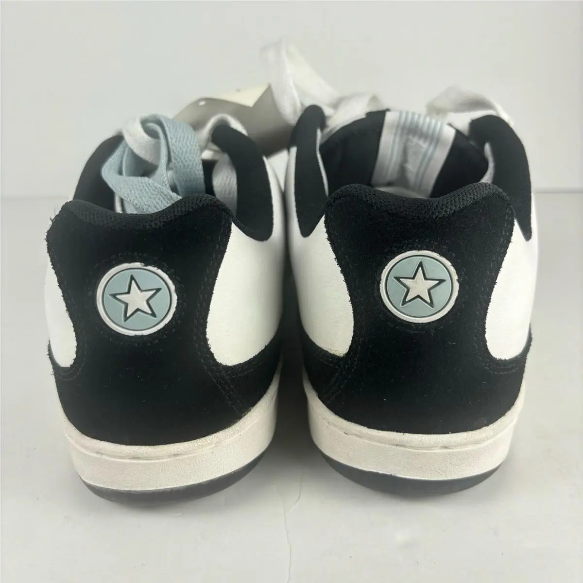 Converse shoes - White 3