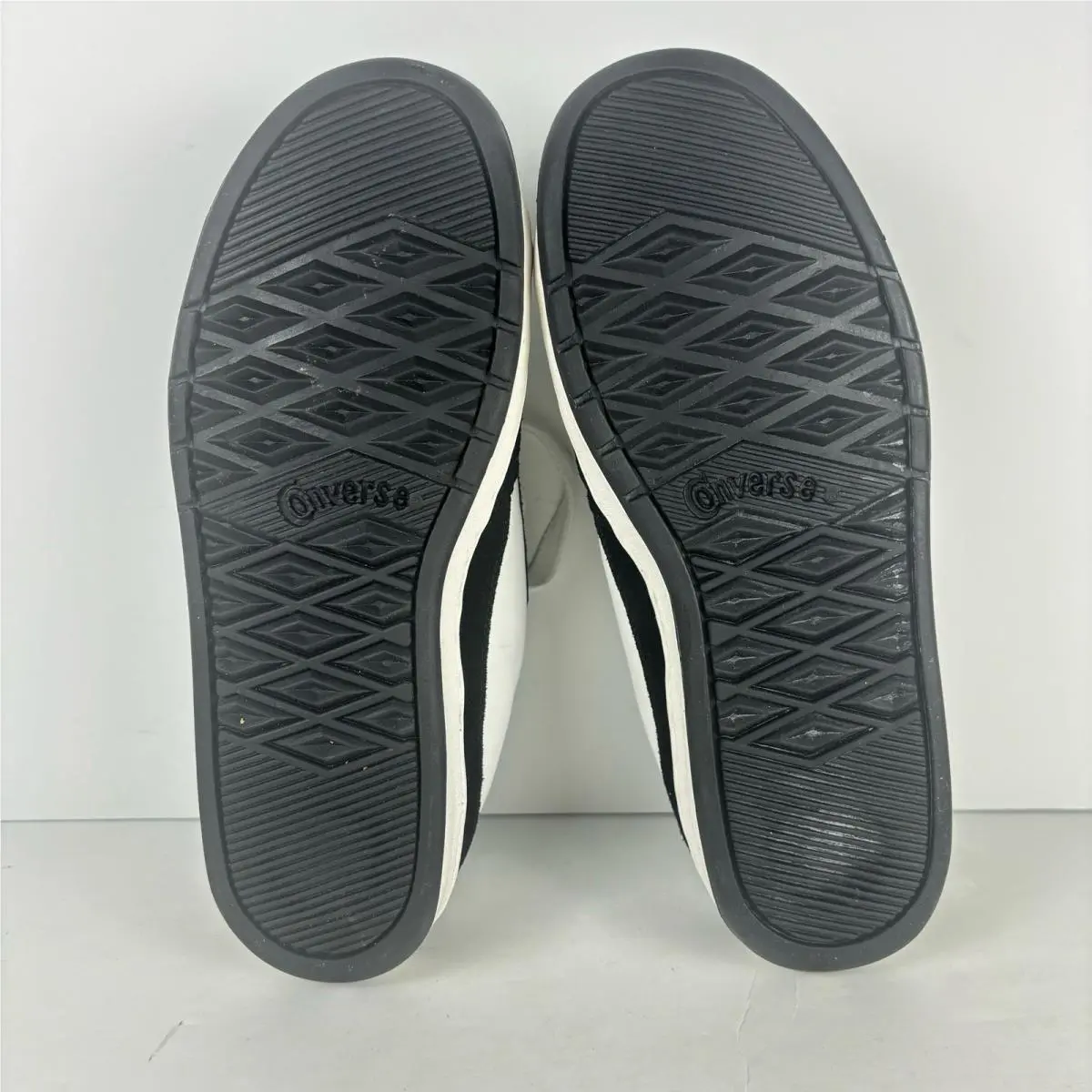 Converse shoes - White 5