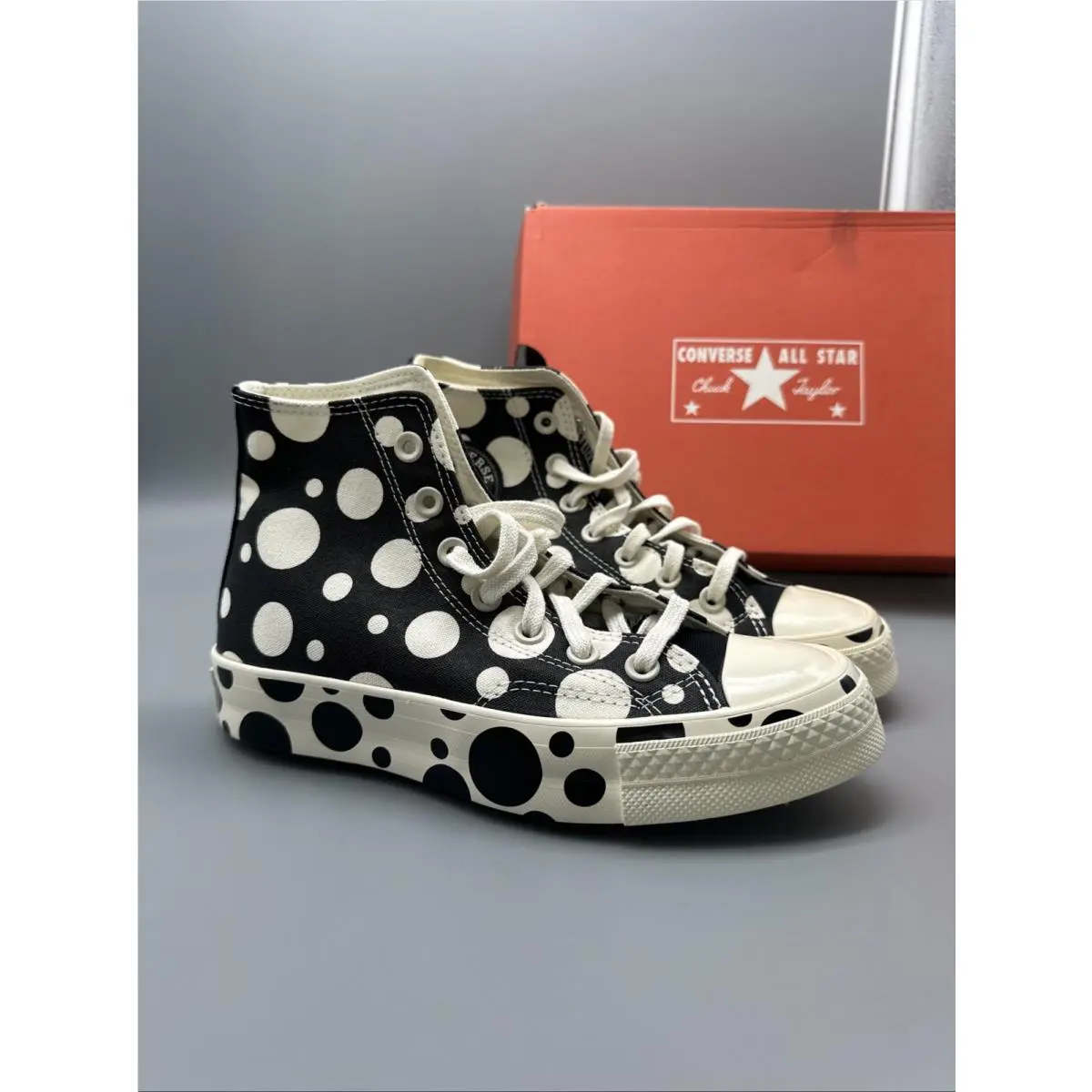 Converse shoes - Converse Chuck 70 - Chuck - A01182C - Black and white 1