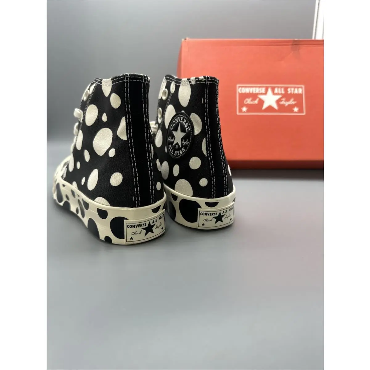 Converse shoes - Converse Chuck 70 - Chuck - A01182C - Black and white 3