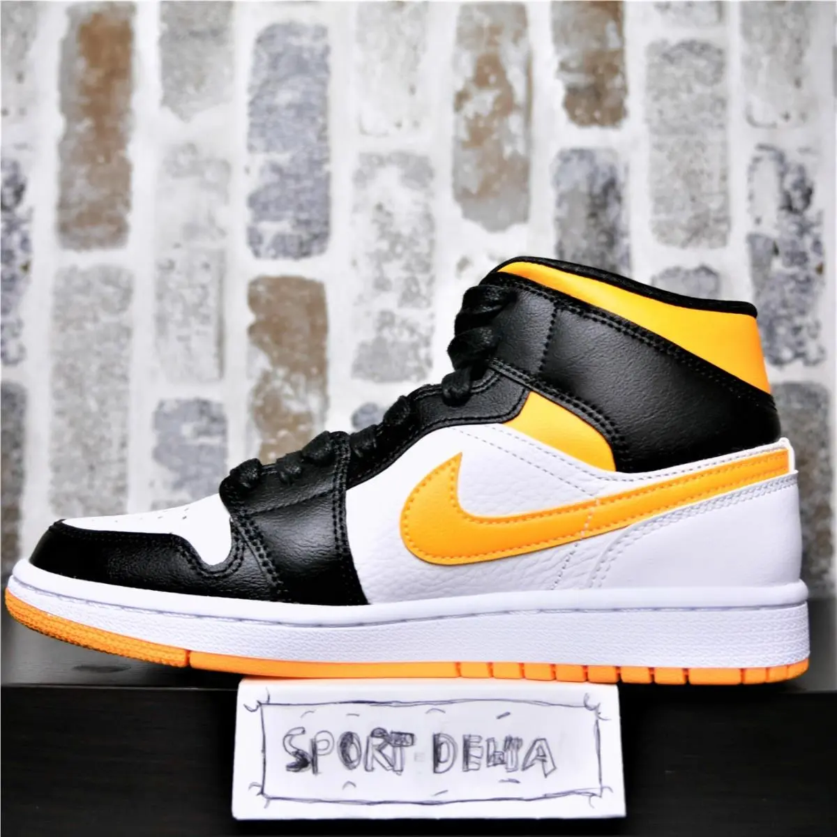Nike shoes - Jordan 1 - CV5276-107 - Laser Orange 1