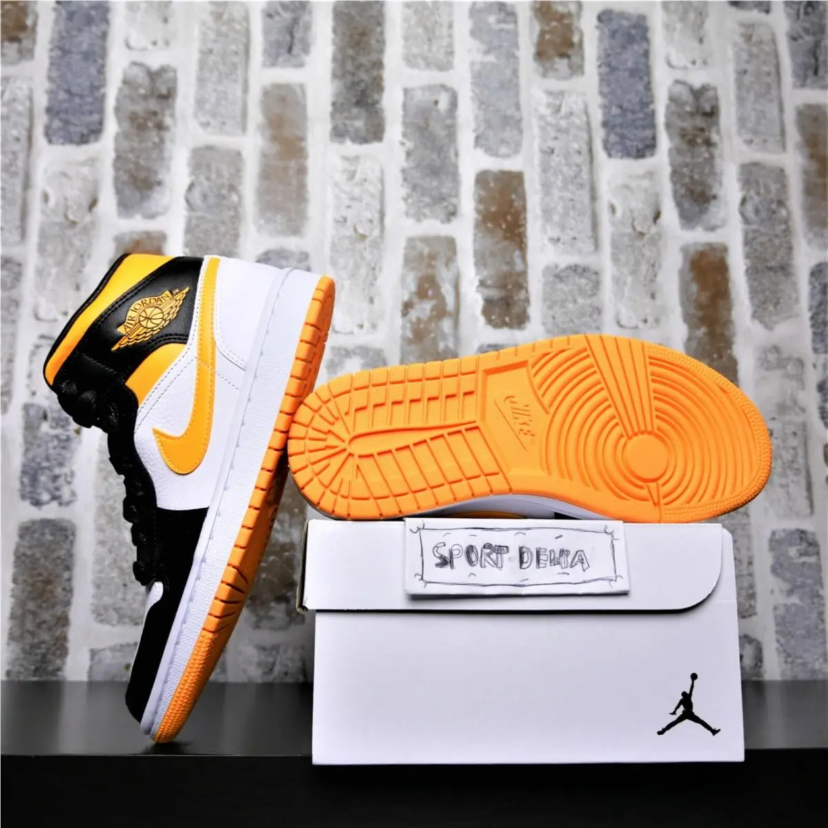 Nike shoes - Jordan 1 - CV5276-107 - Laser Orange 4