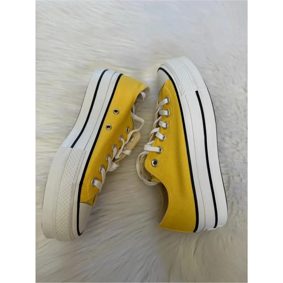 Converse shoes - Yellow 1