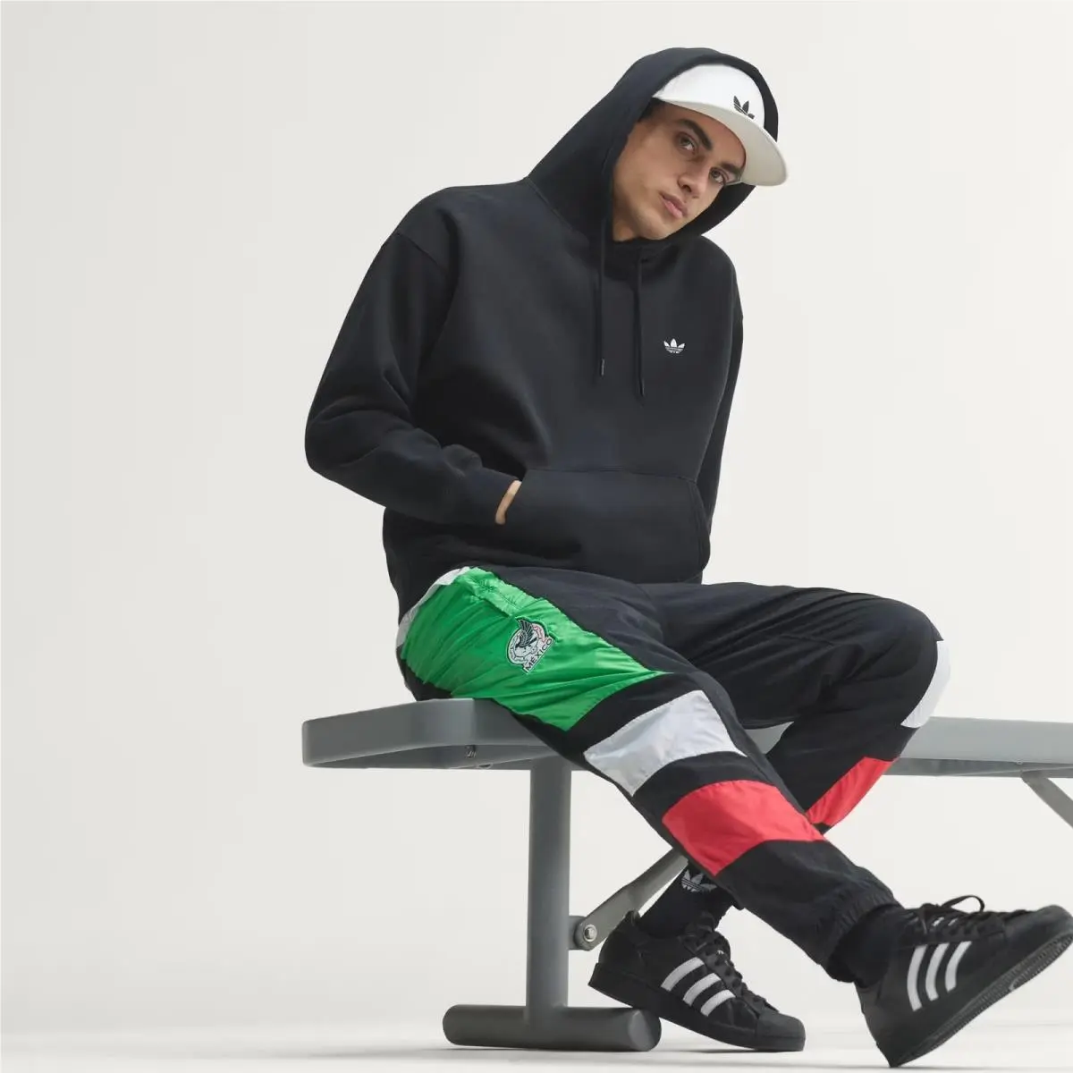 Adidas clothing - BLACK 3
