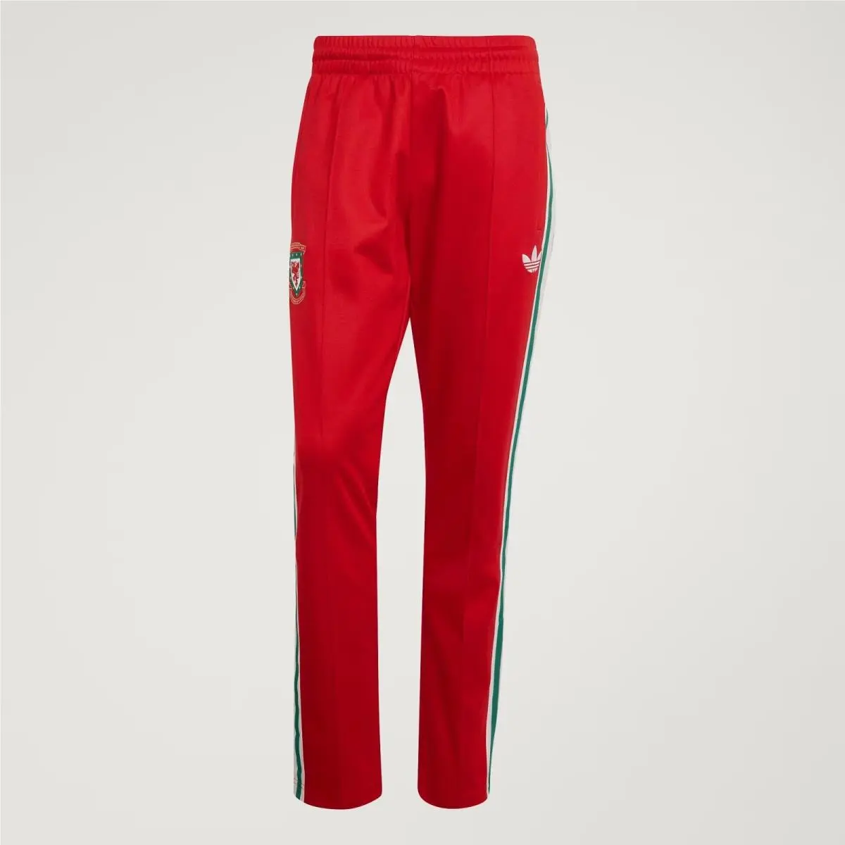 Adidas clothing - VIVRED 2