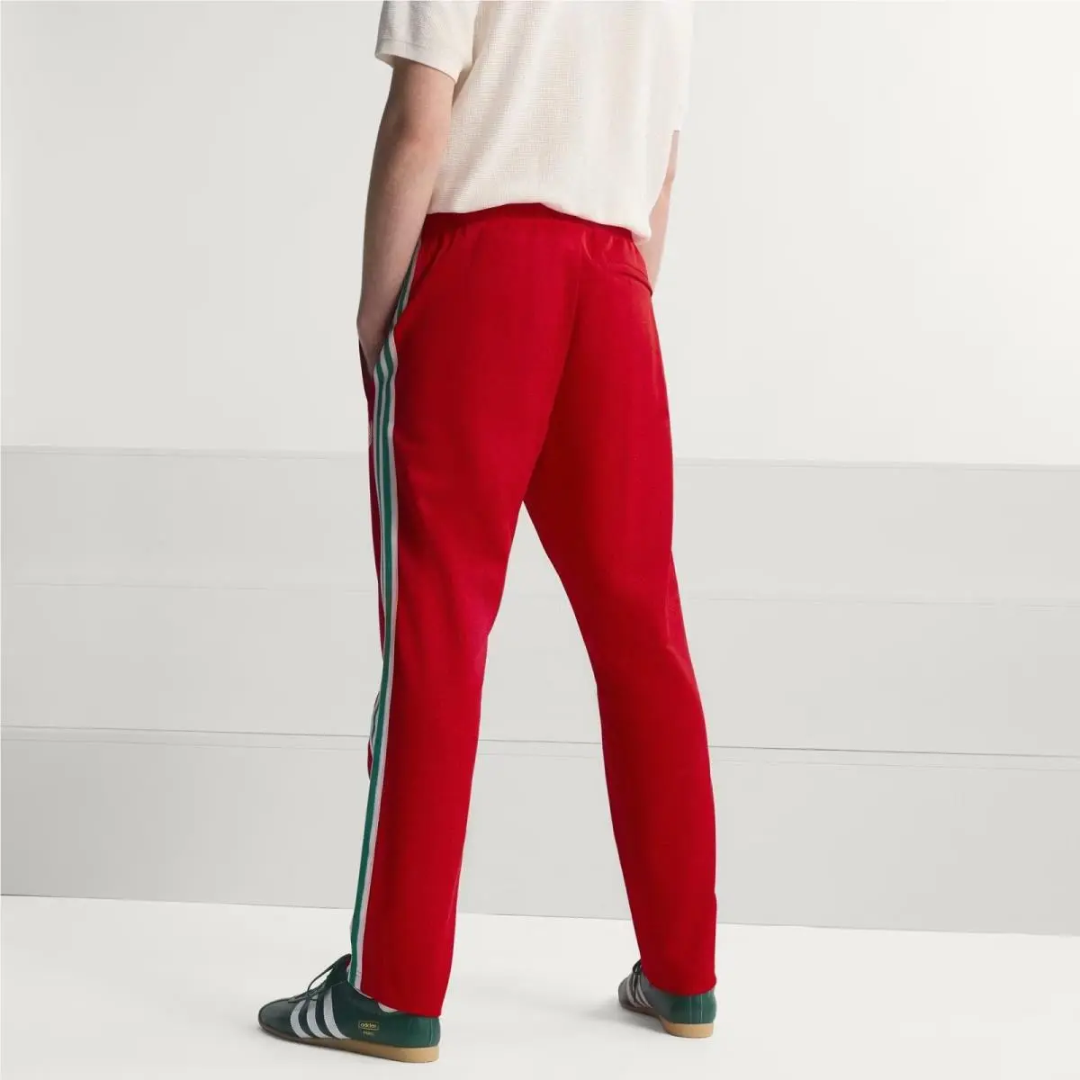 Adidas clothing - VIVRED 10