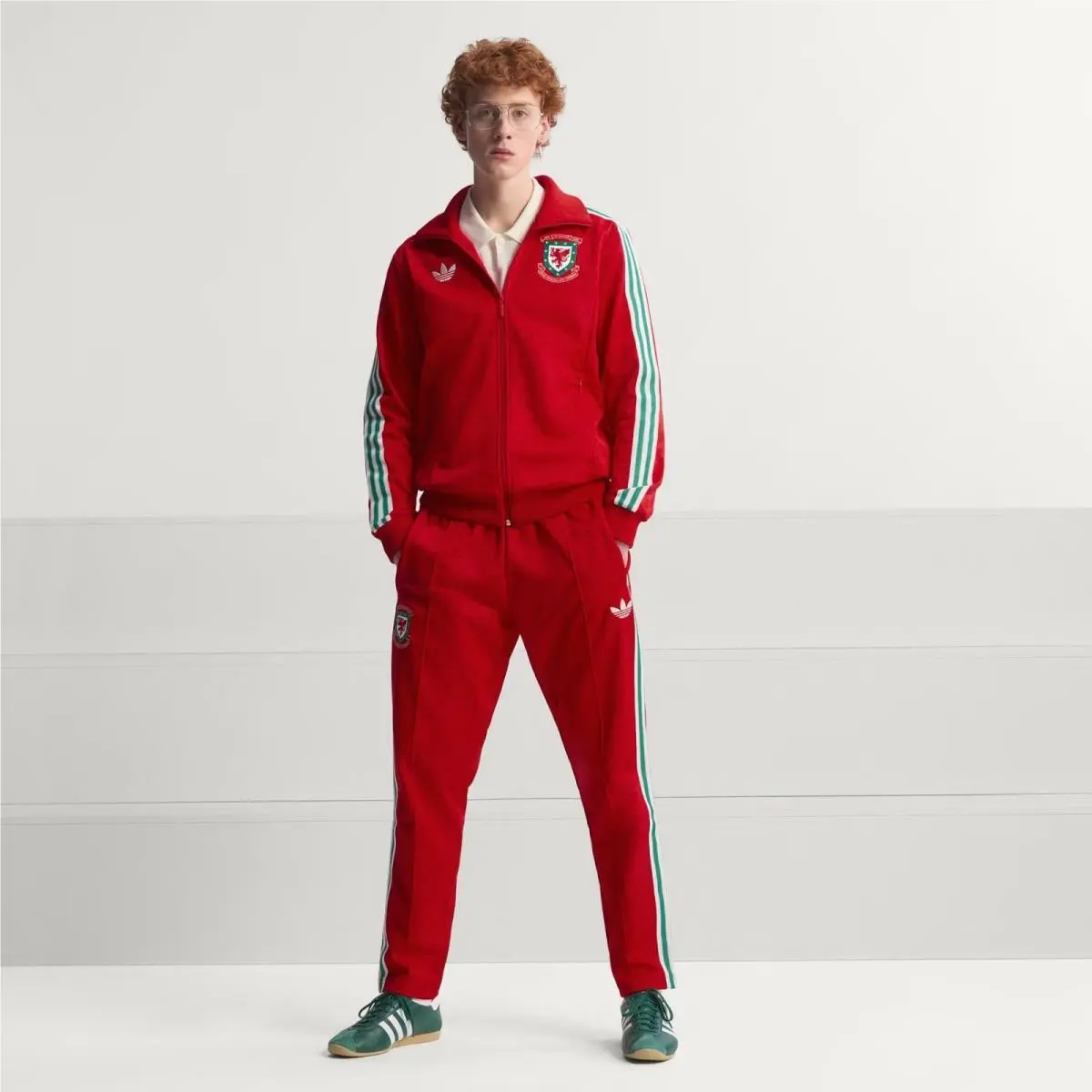 Adidas clothing - VIVRED 17