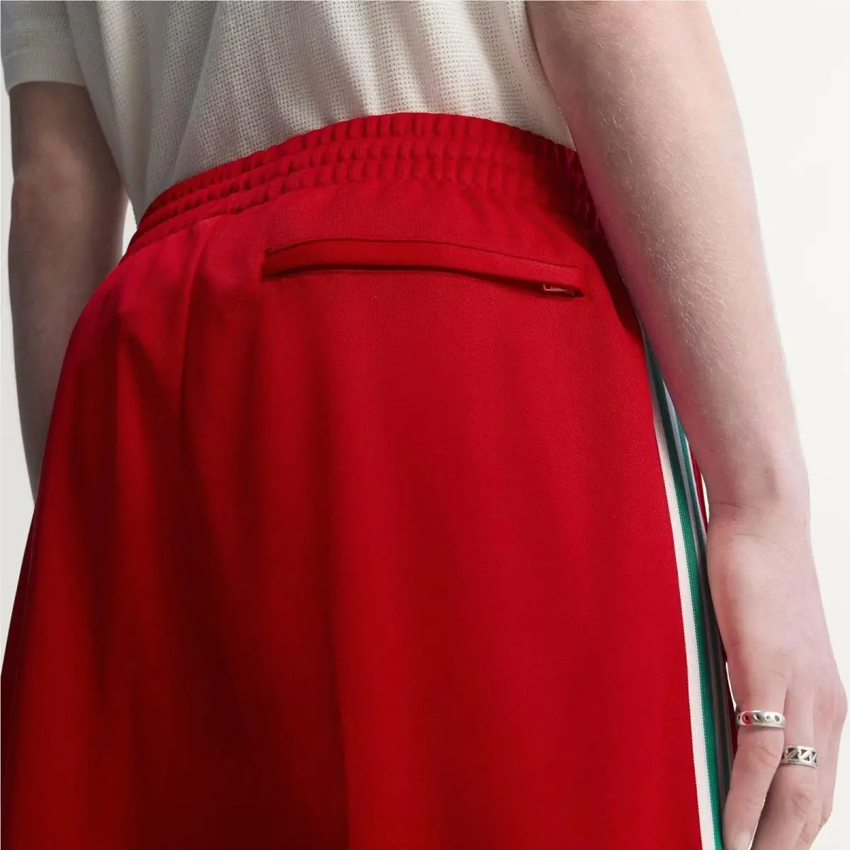 Adidas clothing - VIVRED 15