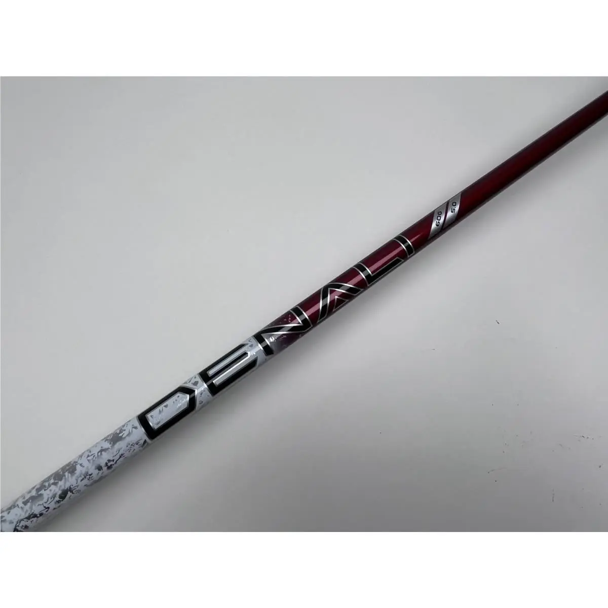 Titleist  - GT2 - Red 5