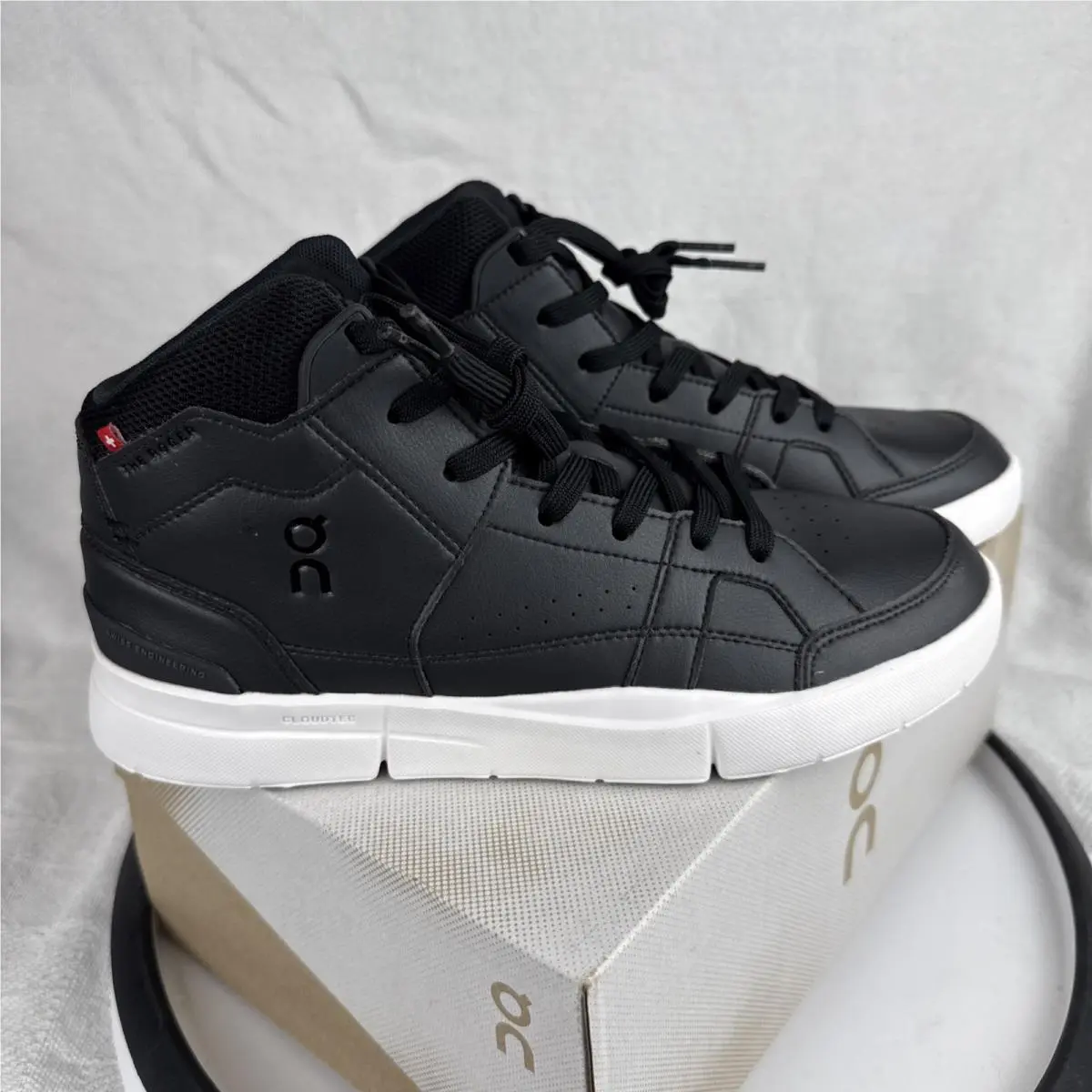 On Running Roger Federer Clubhouse Mid Black Eclipse Womens Size 9 Sneakers